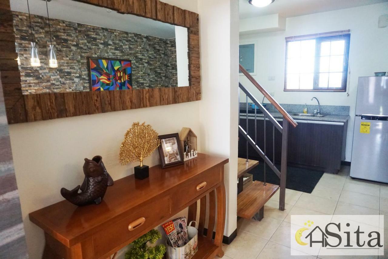 Cozy Penthouse In Tagaytay Appartement Tagaytay City Buitenkant foto